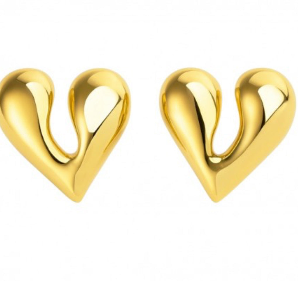 Kolczyki złote serca skręcone