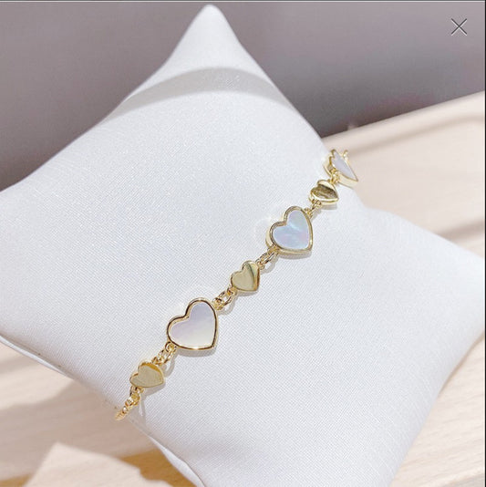 Bransoletka złota z sercami